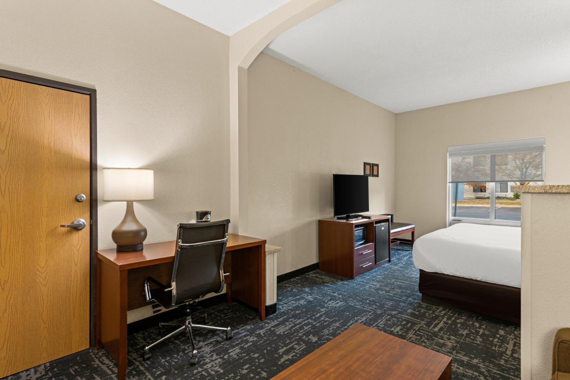 Comfort Suites Kansas City-Liberty Extérieur photo