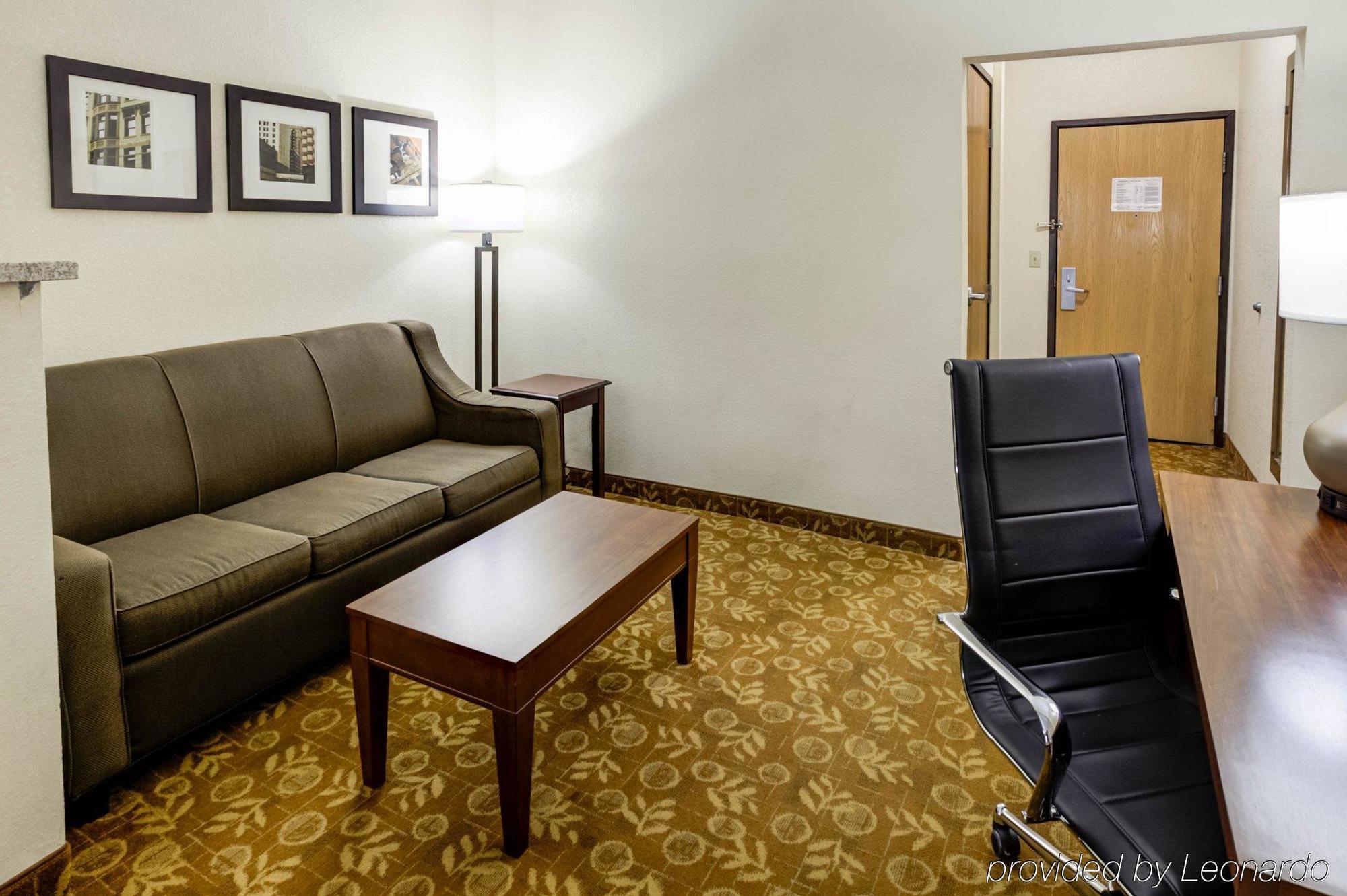 Comfort Suites Kansas City-Liberty Extérieur photo